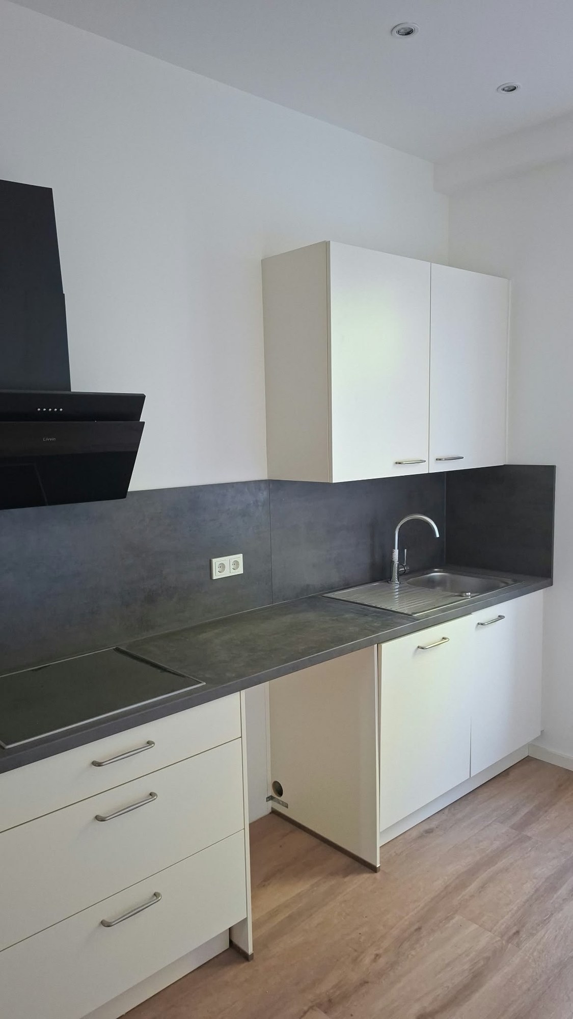 Renovated 2-BR Apartment near Karl-Theodor-Platz, Kaiserslautern